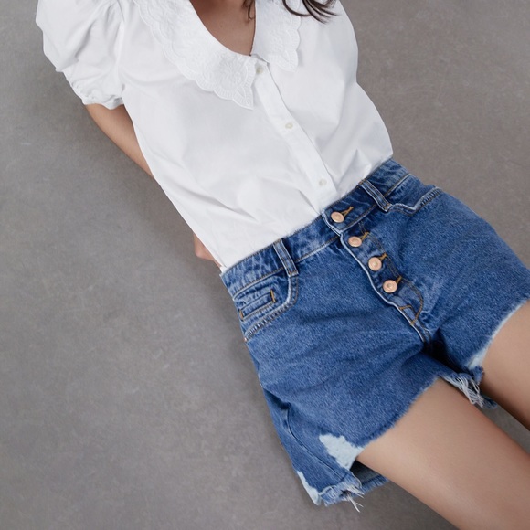 ZARA Ripped Button Jean Shorts - Picture 1 of 7